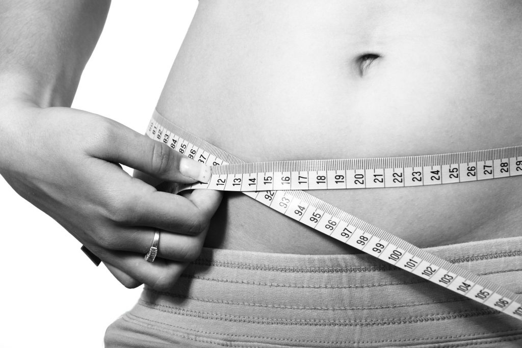 מה הקשר - בין פחמימות לירידה במשקל