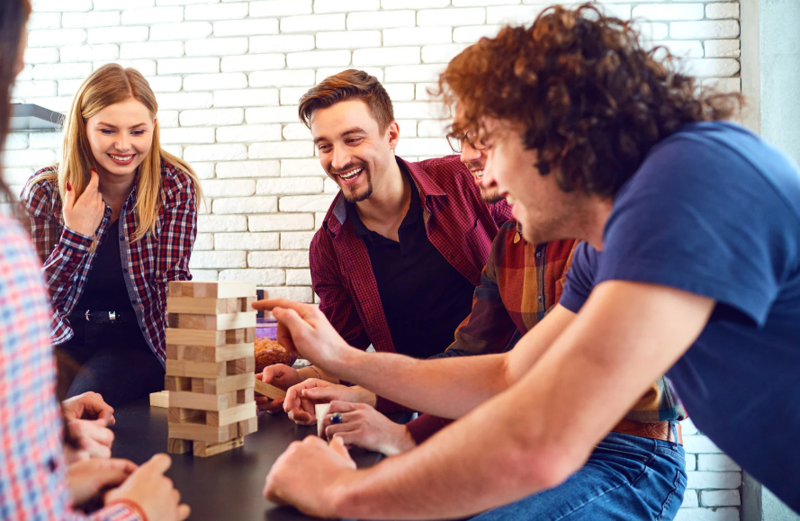 משחקי חברה למבוגרים